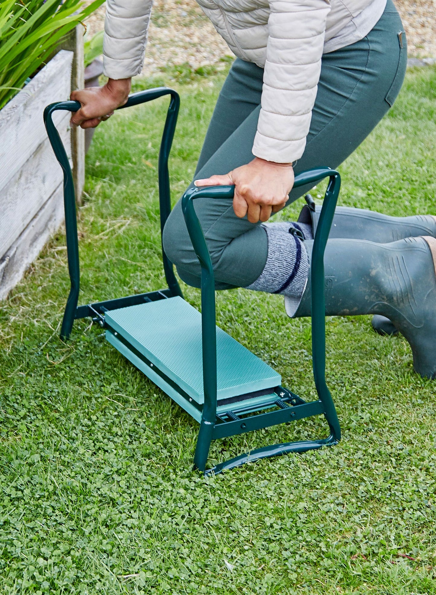 Garden Kneeler & Bench
